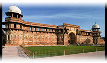 ÍNDIA: TRIÂNGULO DOURADO (com Guia Acompanhante em Português)